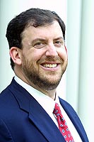 headshot_ceo_01_thumb